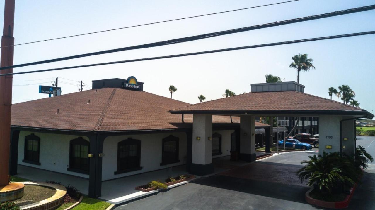 Days Inn By Wyndham Portland/Corpus Christi Екстериор снимка