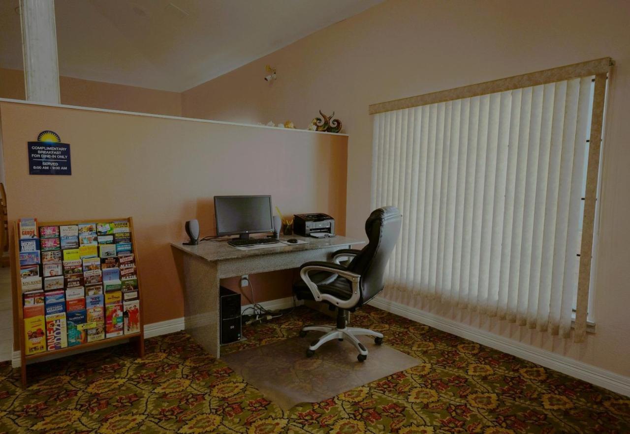 Days Inn By Wyndham Portland/Corpus Christi Екстериор снимка