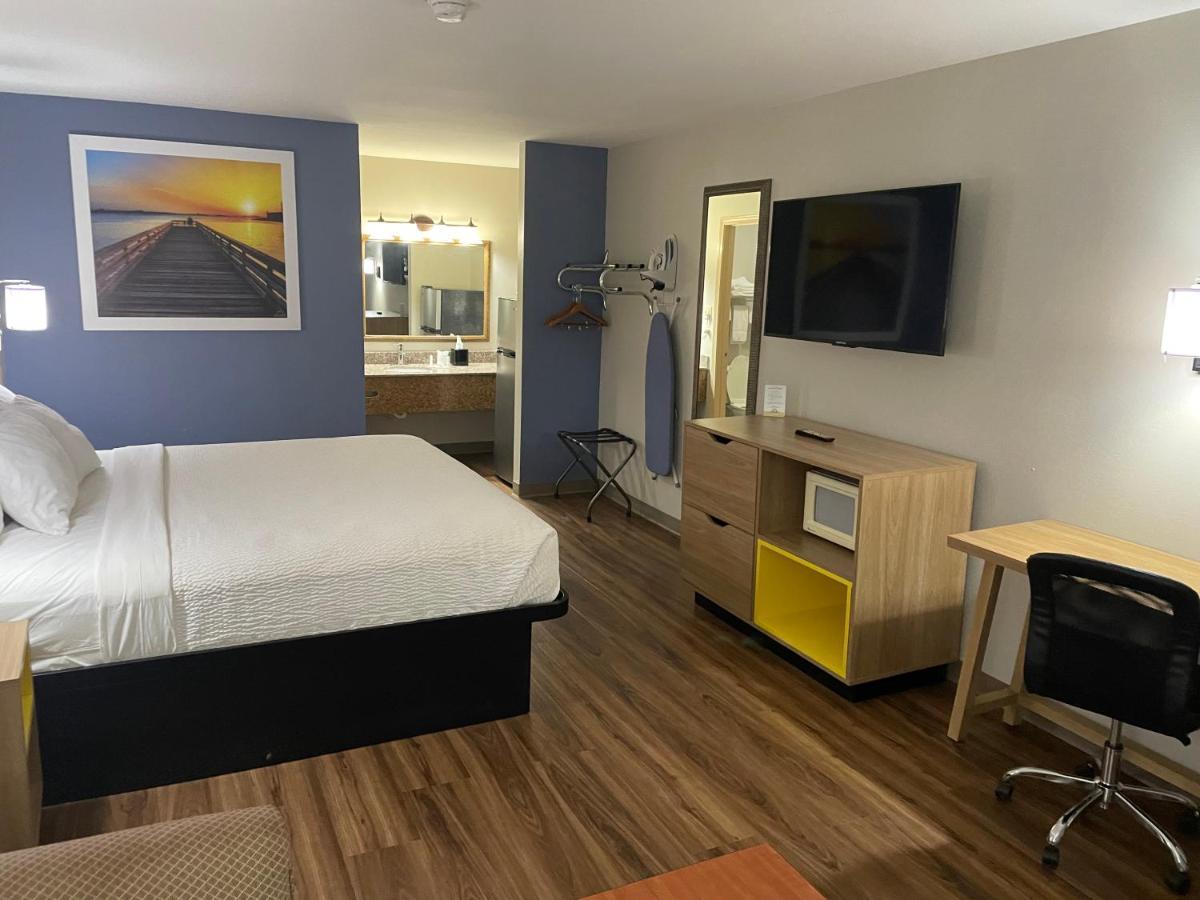 Days Inn By Wyndham Portland/Corpus Christi Екстериор снимка